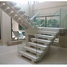 Glass balustrade system