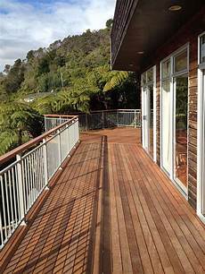 Handrail balustrade